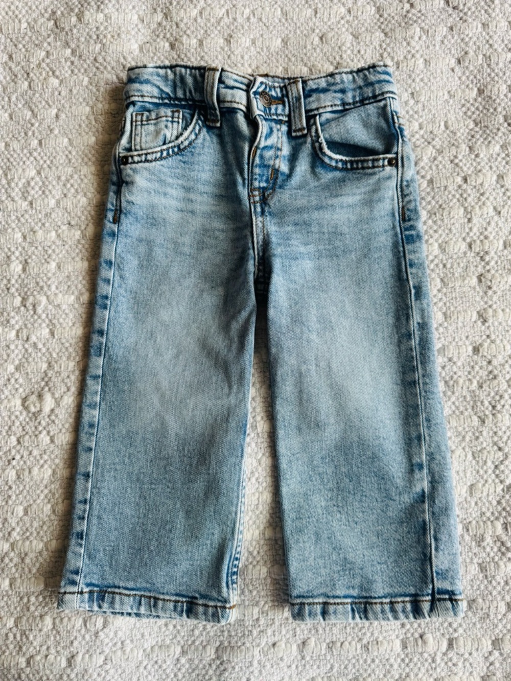Cat & Jack Light Blue Straight-Leg Jeans Size 18m